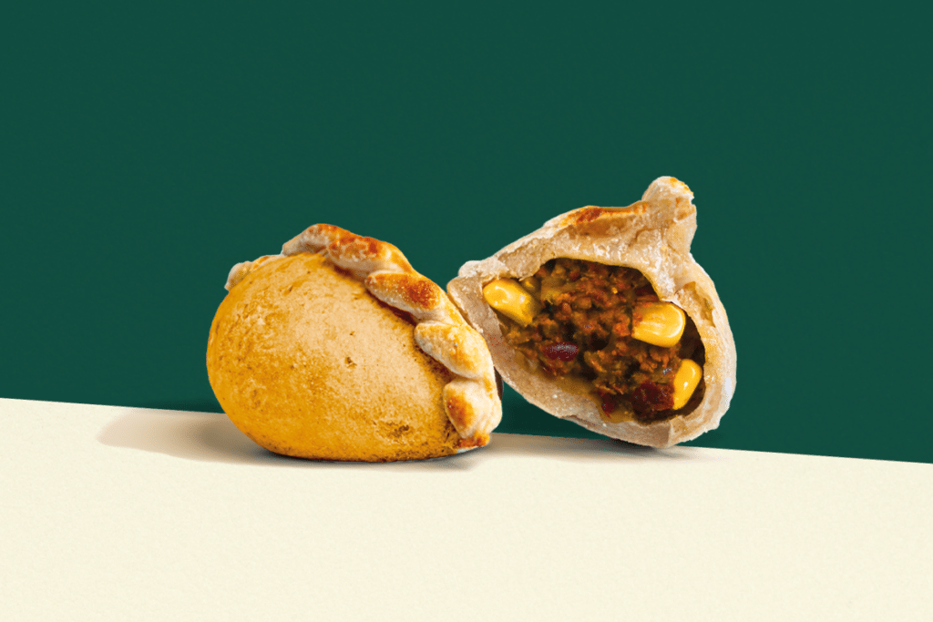 Empanada au bœuf épicé Nachos avec jalapeños et coriandre